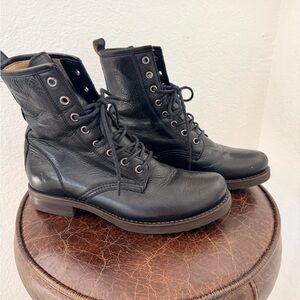 WOMENS FRYE VERONICA FLEX BLACK LEATHER COMBAT BOOT SIZE 7